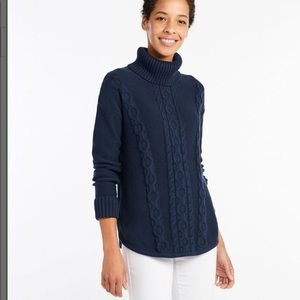 Llbean cable knit turtle neck, size small petite. Like new!
